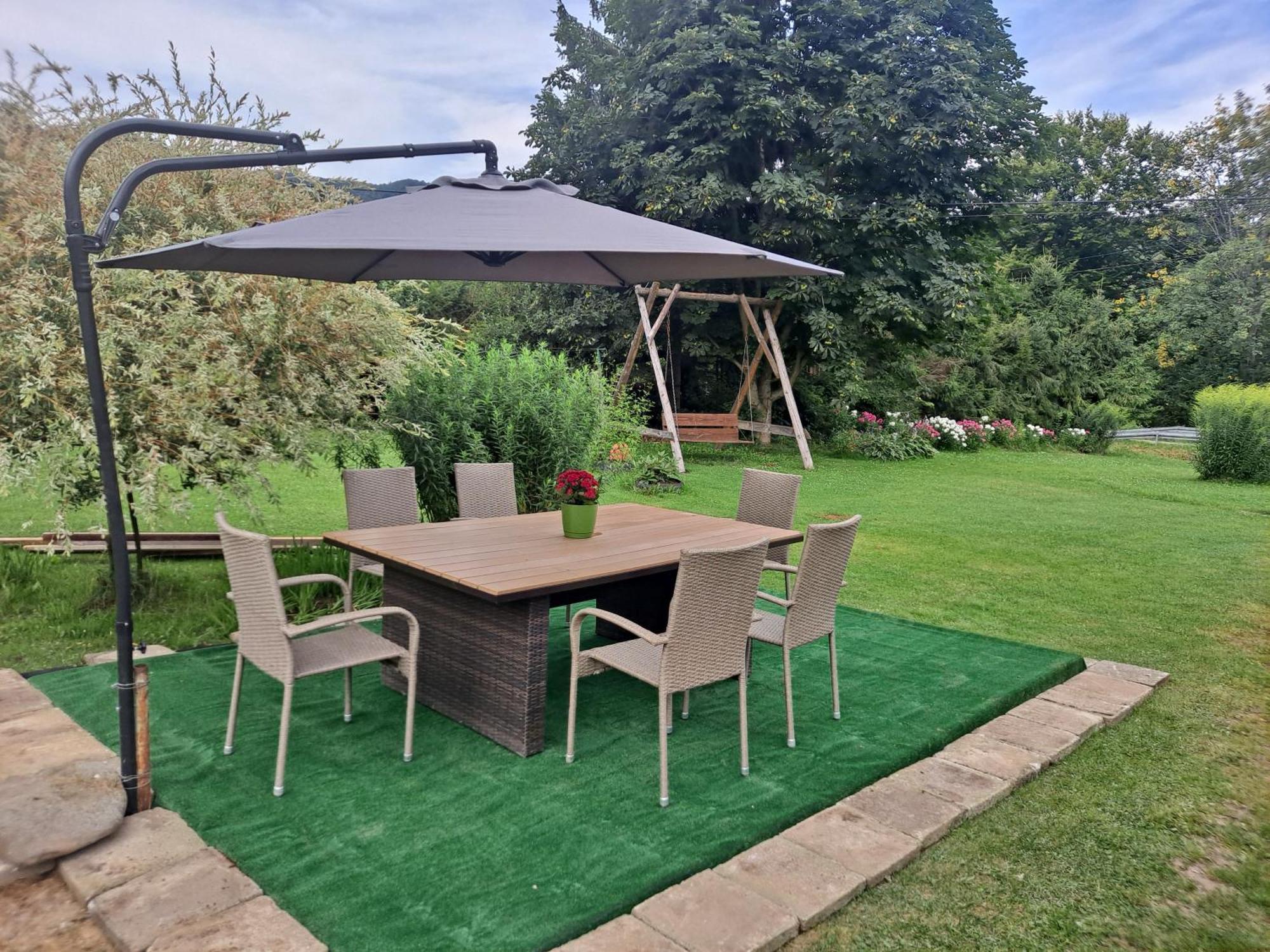 Agroturystyka Pod Kasztanem Lutowiska Exterior foto