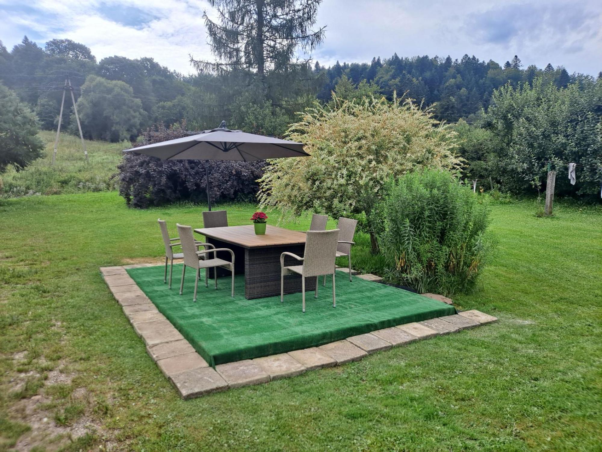 Agroturystyka Pod Kasztanem Lutowiska Exterior foto